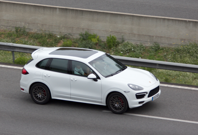 Porsche 958 Cayenne GTS