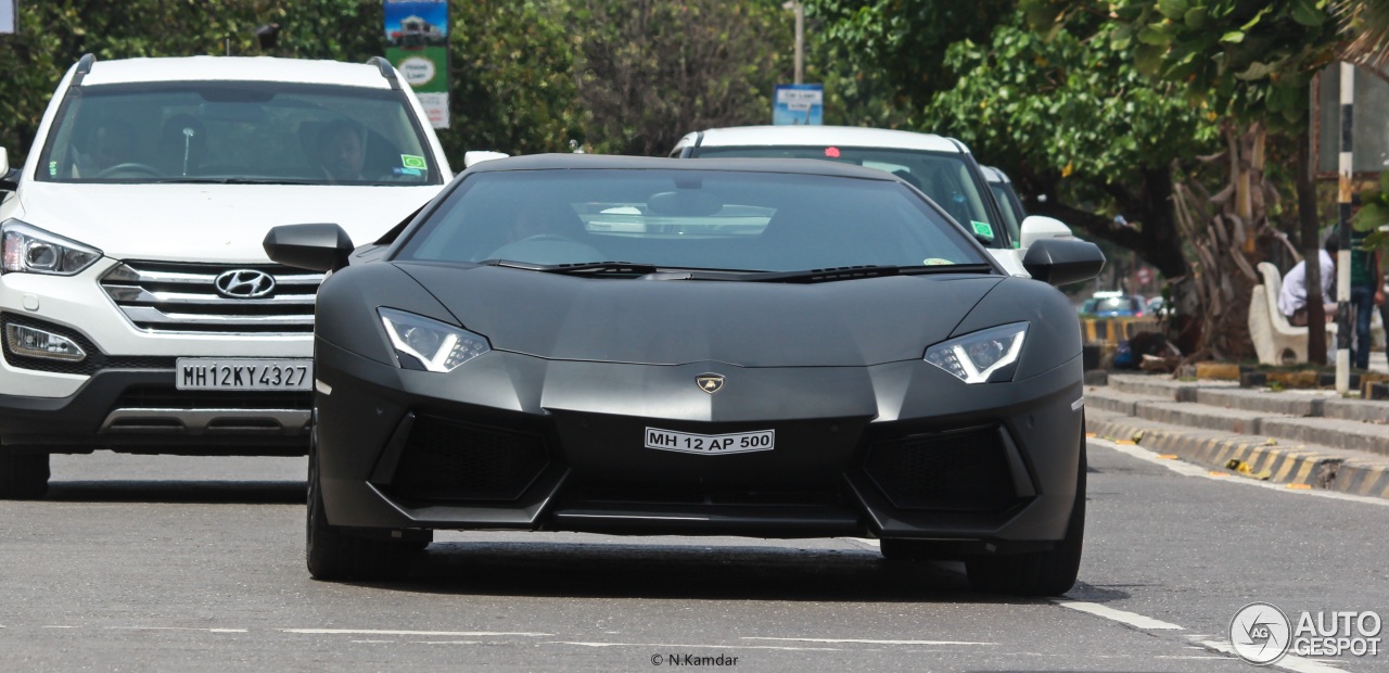 Lamborghini Aventador LP700-4