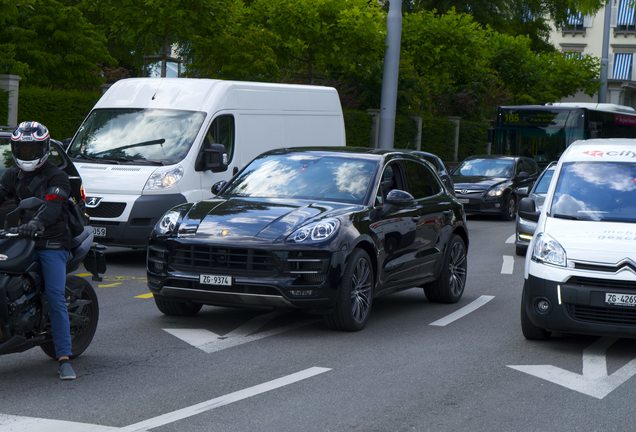 Porsche 95B Macan Turbo