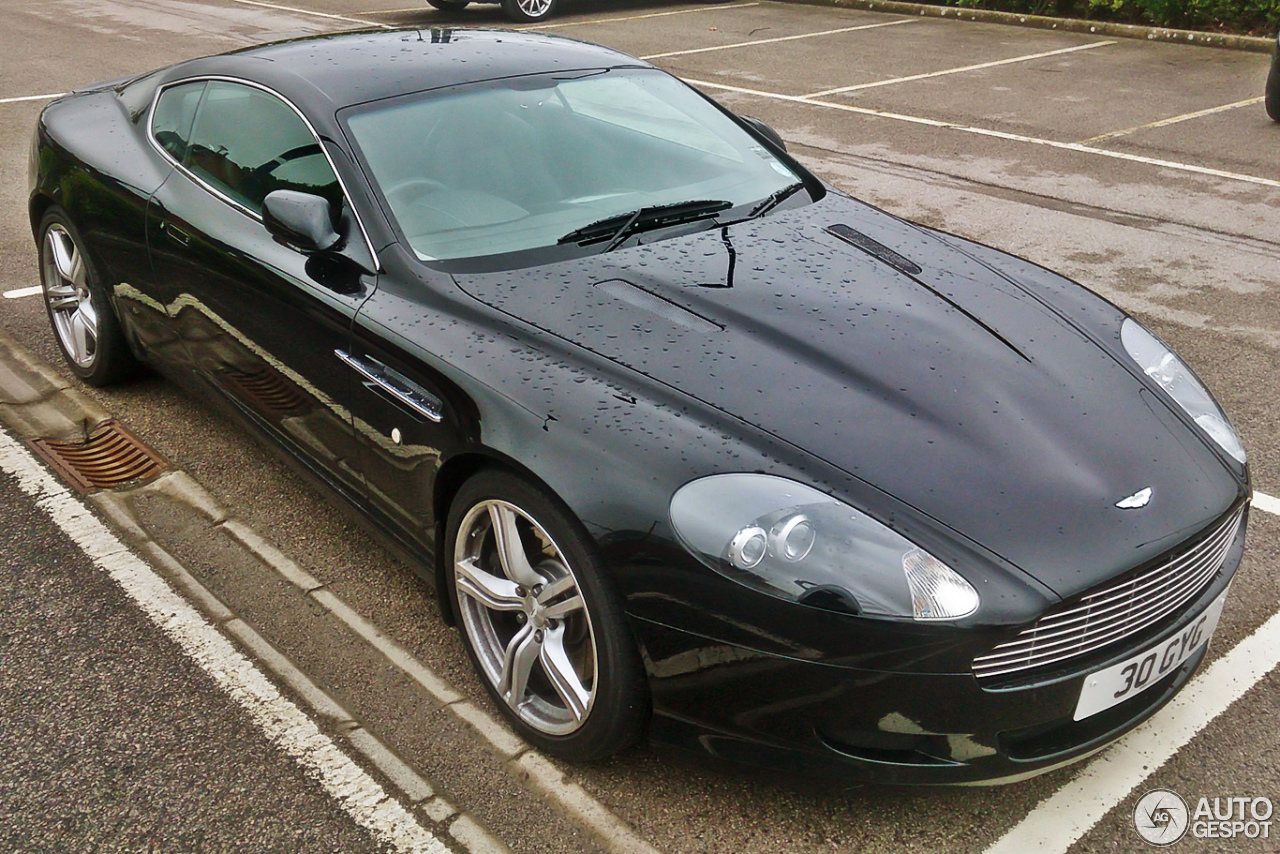 Aston Martin DB9