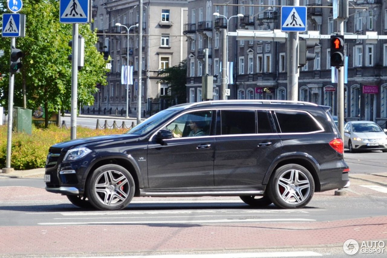 Mercedes-Benz GL 63 AMG X166