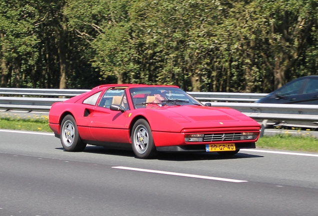 Ferrari 328 GTS