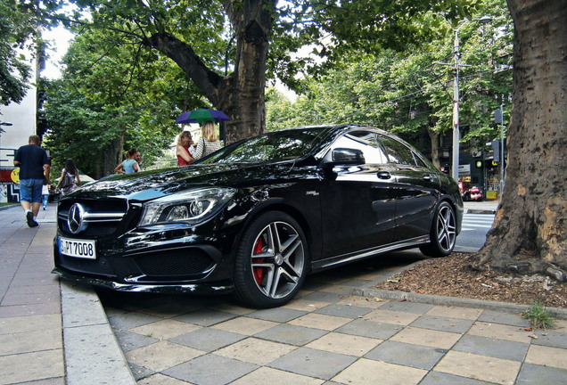 Mercedes-Benz CLA 45 AMG C117