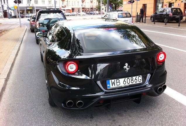 Ferrari FF