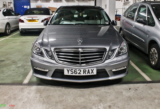 Mercedes-Benz E 63 AMG W212 V8 Biturbo