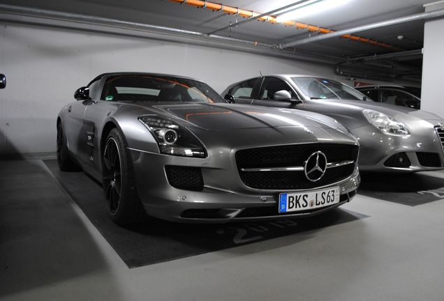 Mercedes-Benz SLS AMG GT Roadster