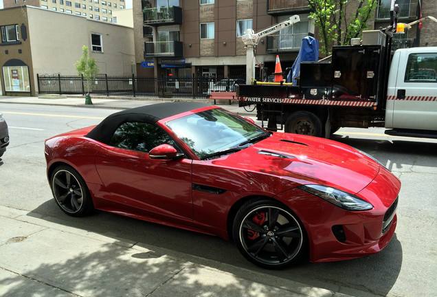 Jaguar F-TYPE S V8 Convertible