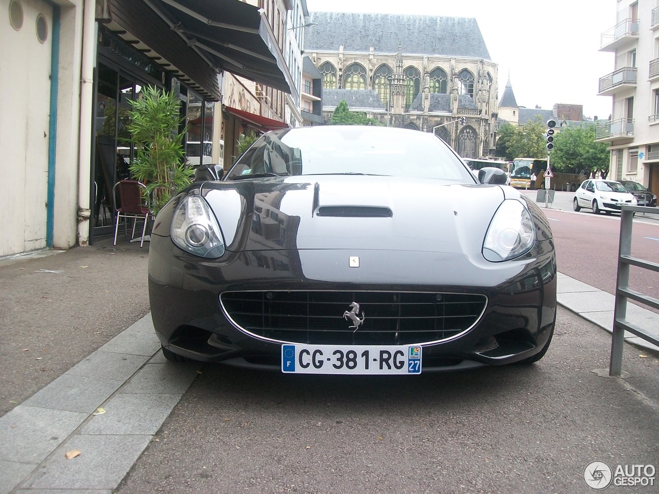 Ferrari California