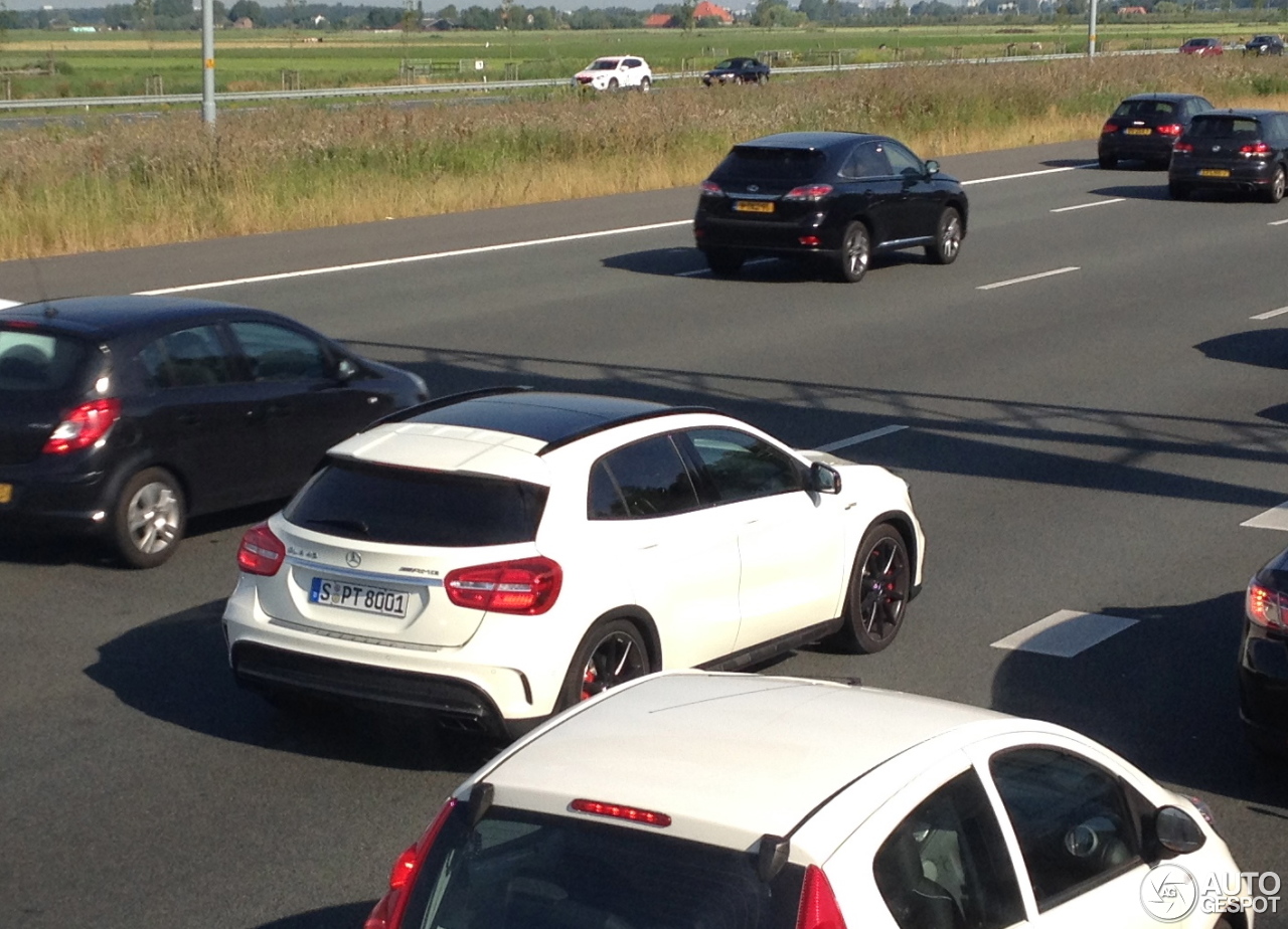 Mercedes-Benz GLA 45 AMG X156