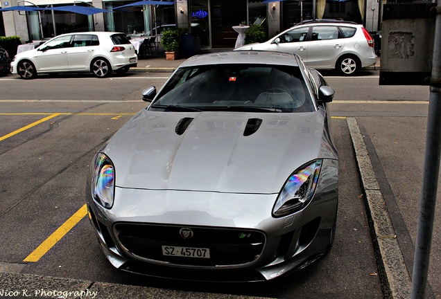 Jaguar F-TYPE R Coupé