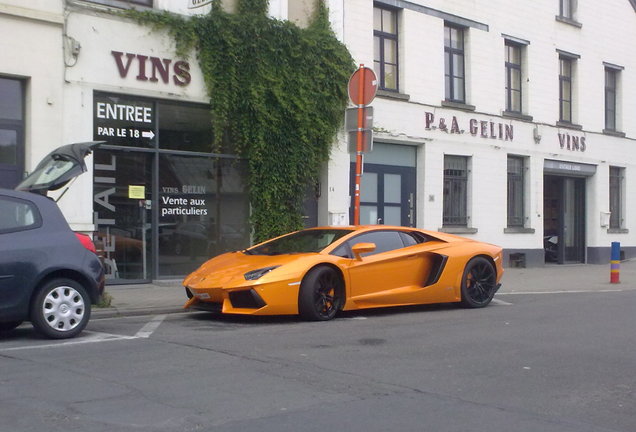 Lamborghini Aventador LP700-4