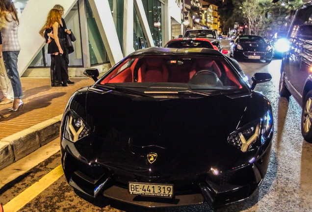 Lamborghini Aventador LP700-4 Roadster