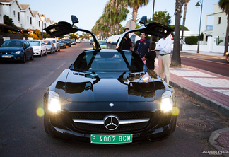 Mercedes-Benz SLS AMG