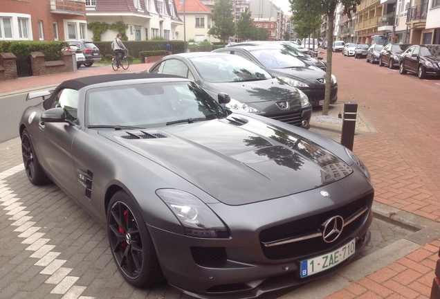 Mercedes-Benz SLS AMG GT Roadster Final Edition