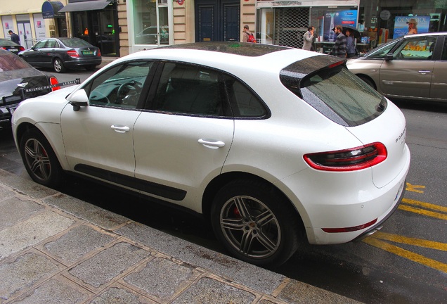 Porsche 95B Macan Turbo