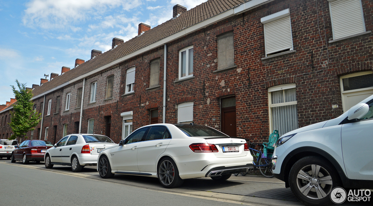 Mercedes-Benz E 63 AMG S W212