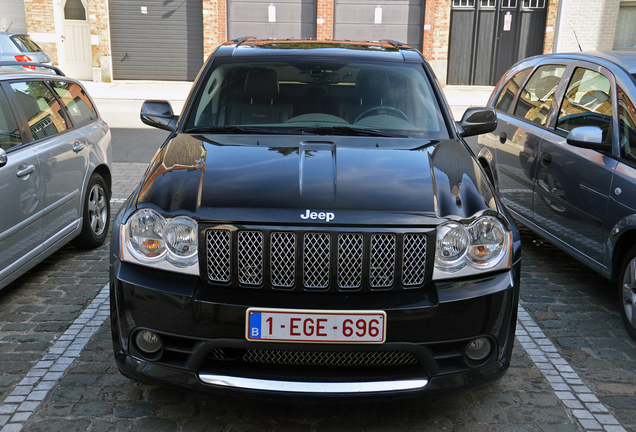 Jeep Grand Cherokee SRT-8 2005