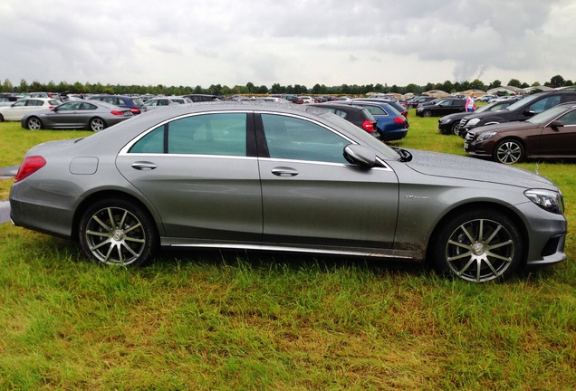 Mercedes-Benz S 63 AMG V222