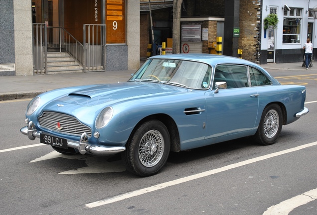 Aston Martin DB5