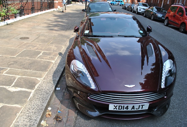 Aston Martin Vanquish 2013