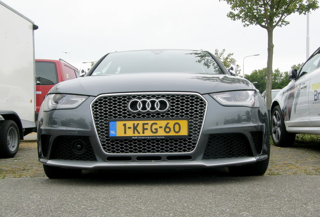 Audi RS4 Avant B8