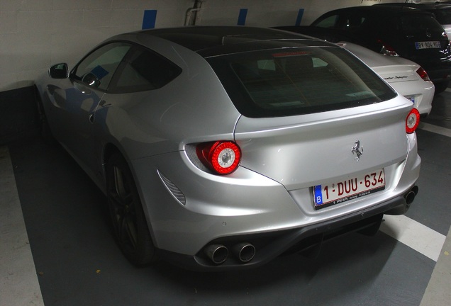 Ferrari FF