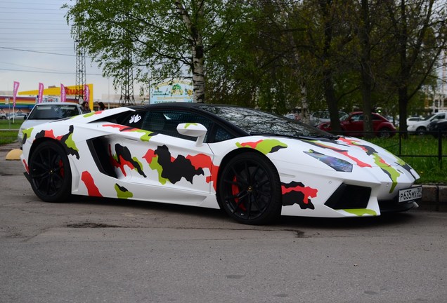 Lamborghini Aventador LP700-4 Roadster