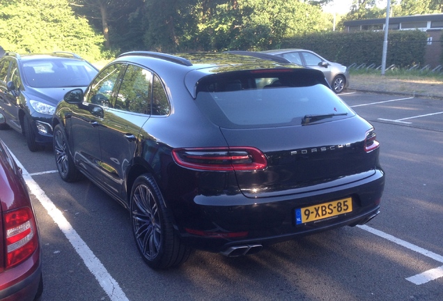 Porsche 95B Macan Turbo