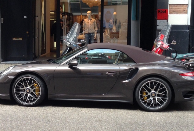 Porsche 991 Turbo S Cabriolet MkI