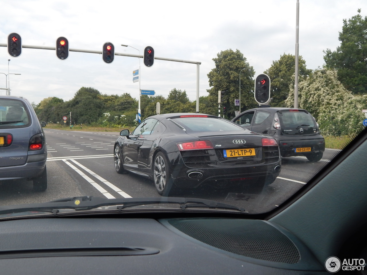 Audi R8 V10