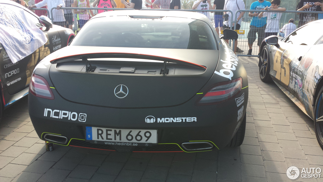 Mercedes-Benz SLS AMG