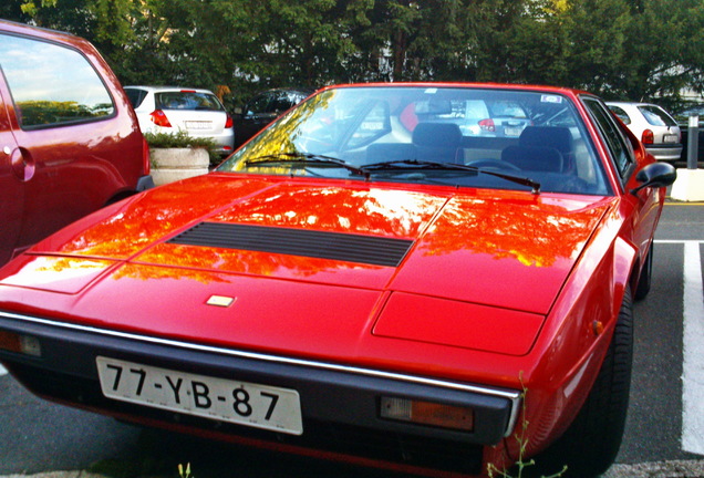 Ferrari Dino 208 GT4