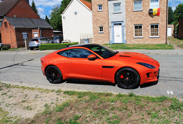 Jaguar F-TYPE R Coupé