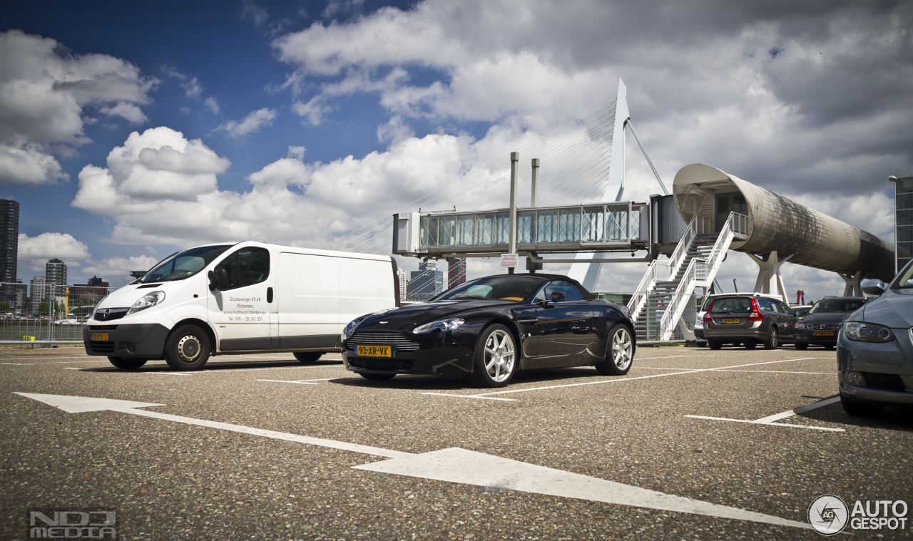 Aston Martin V8 Vantage Roadster