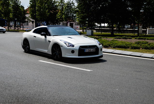 Nissan GT-R