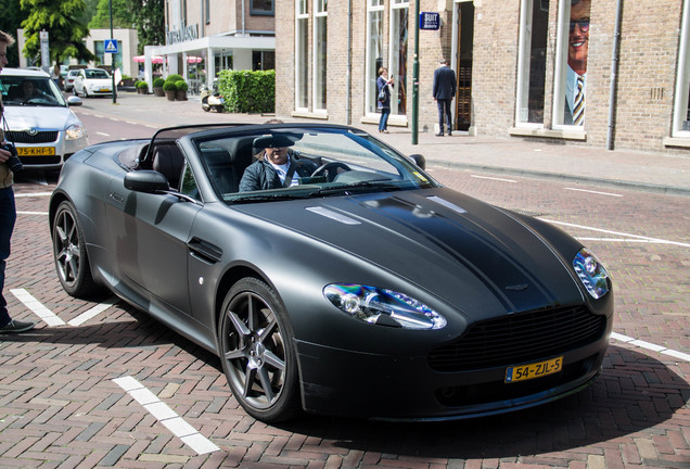 Aston Martin V8 Vantage Roadster