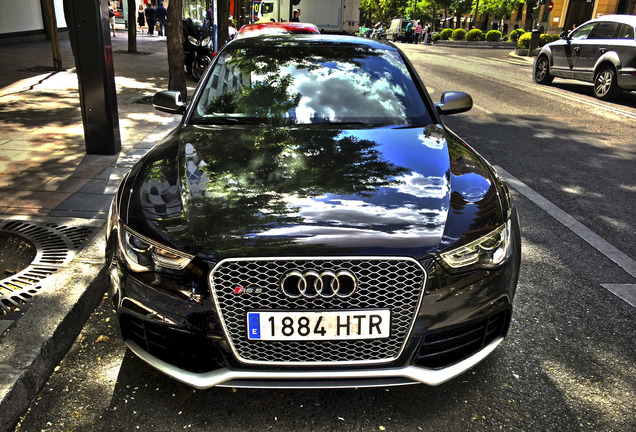 Audi RS5 B8 2012