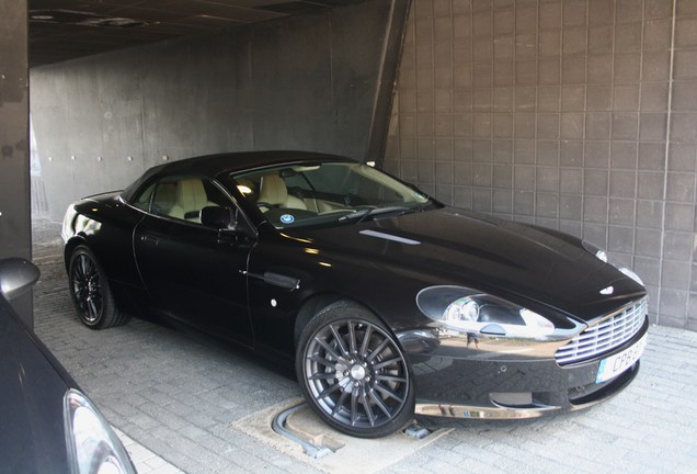 Aston Martin DB9 Volante