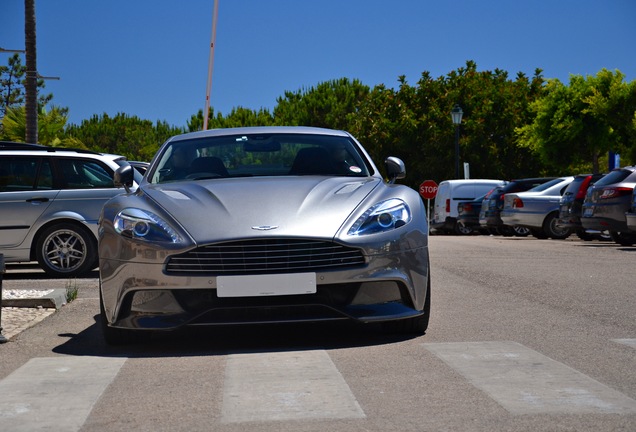 Aston Martin Vanquish 2013