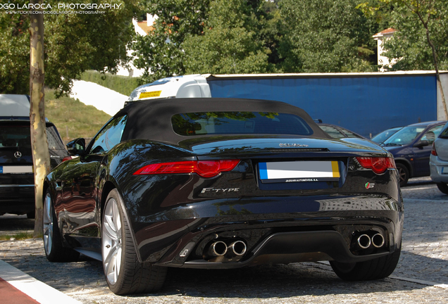 Jaguar F-TYPE S V8 Convertible