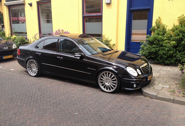 Mercedes-Benz E 55 AMG