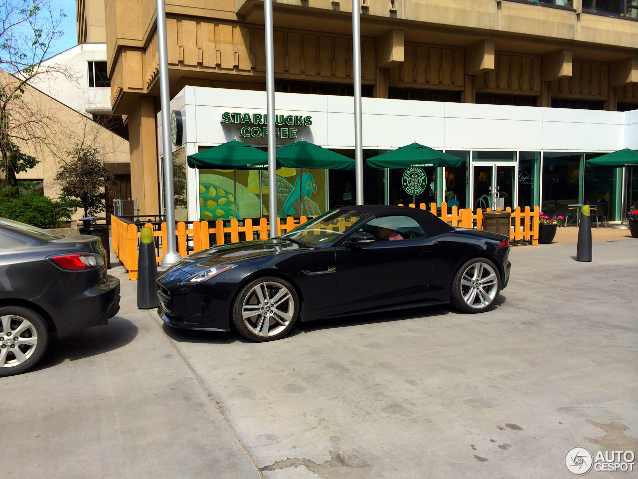 Jaguar F-TYPE S V8 Convertible