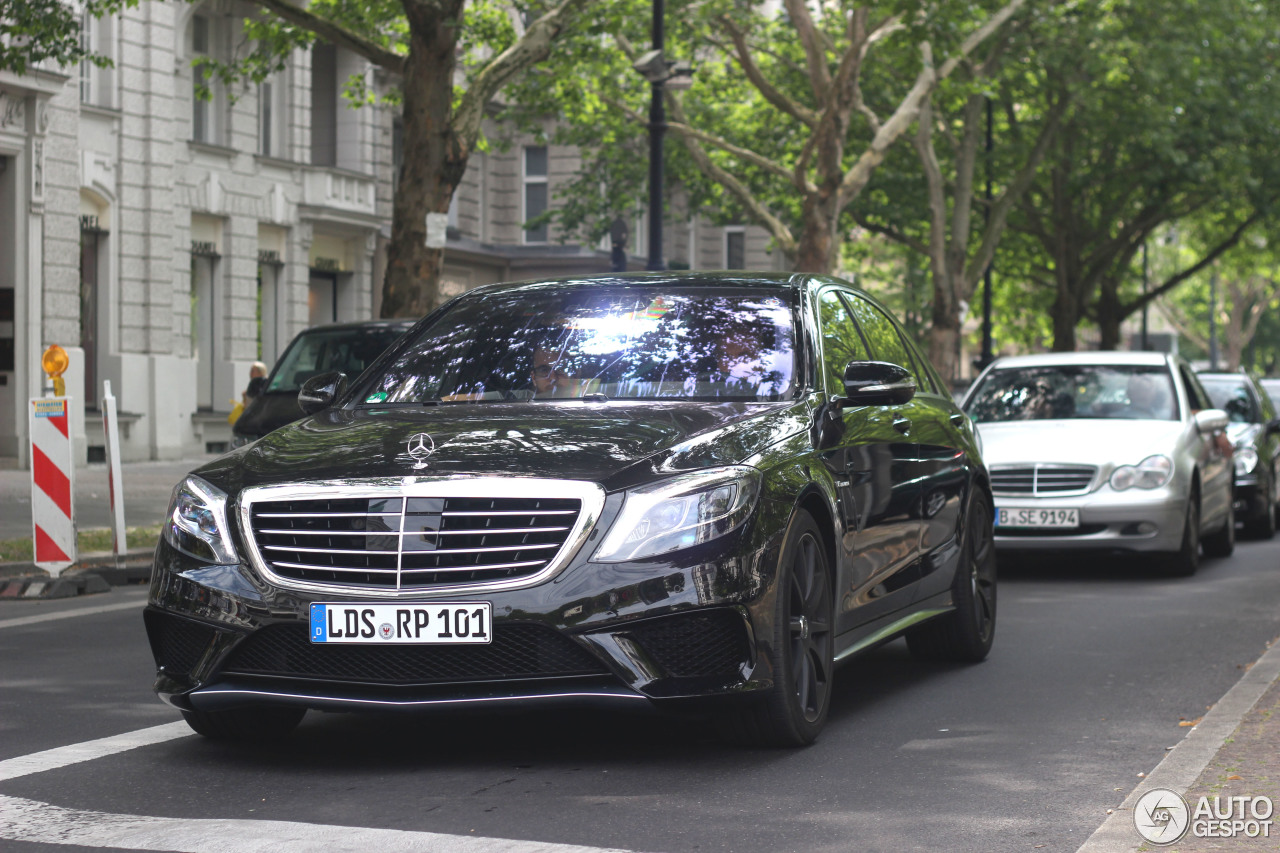 Mercedes-Benz S 63 AMG V222