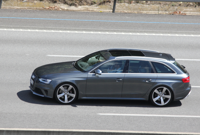 Audi RS4 Avant B8