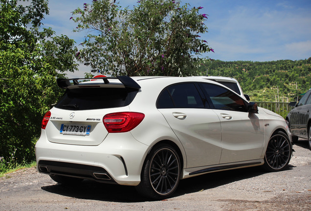 Mercedes-Benz A 45 AMG