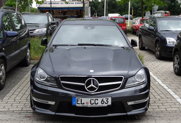 Mercedes-Benz C 63 AMG Coupé