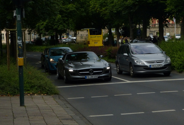 Mercedes-Benz SLS AMG Roadster