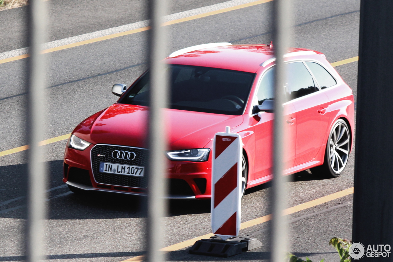 Audi RS4 Avant B8