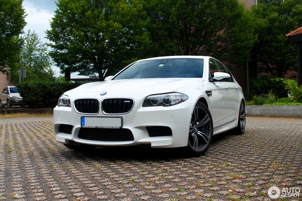 BMW M5 F10 2014