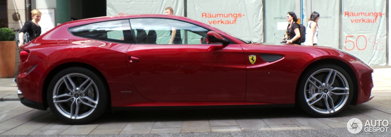 Ferrari FF